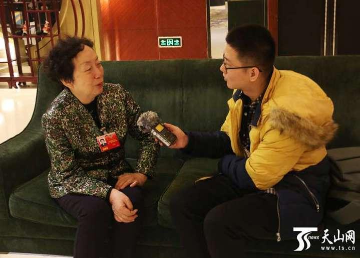 中国式养老之痛，空巢老人的挑战与应对