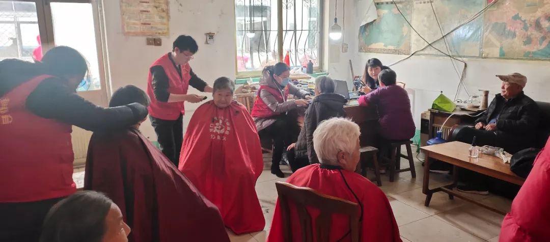 烟台市失独老人将获得每人每月元的扶助金，关爱与帮扶的温暖举措
