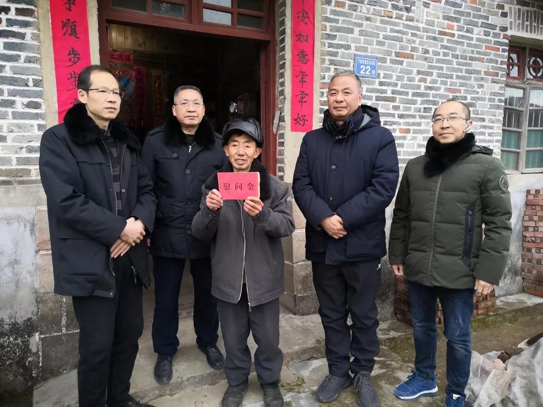 慰问老干部，致敬岁月中的领航者