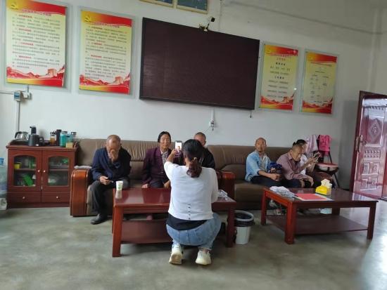 面对养老年审认证不过的情况，我们应该如何应对？