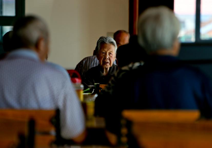 未来养老年龄划分标准探讨
