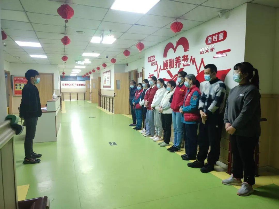 养老服务中心老年公寓，家的温馨与关怀的交融