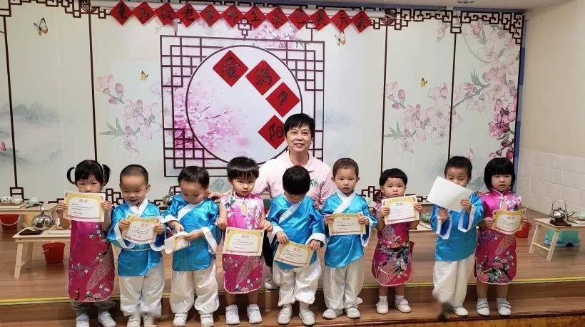 庆祝2015老年节暨重阳节系列活动报道之五，社区老年人的欢乐时光