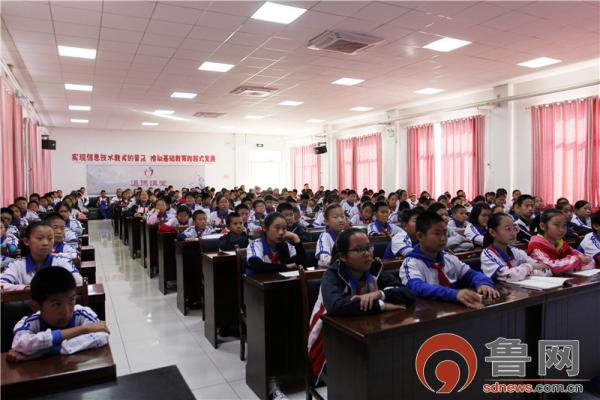 聆听经典讲座，弘扬传统文化