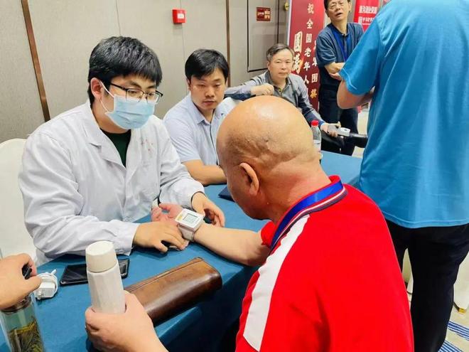 郑州大学二附院，全方位老年健康检查服务