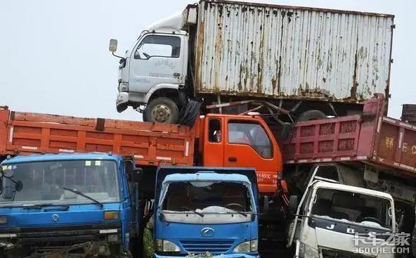 山东养老年审的时间解析，每年的几月份进行年审？