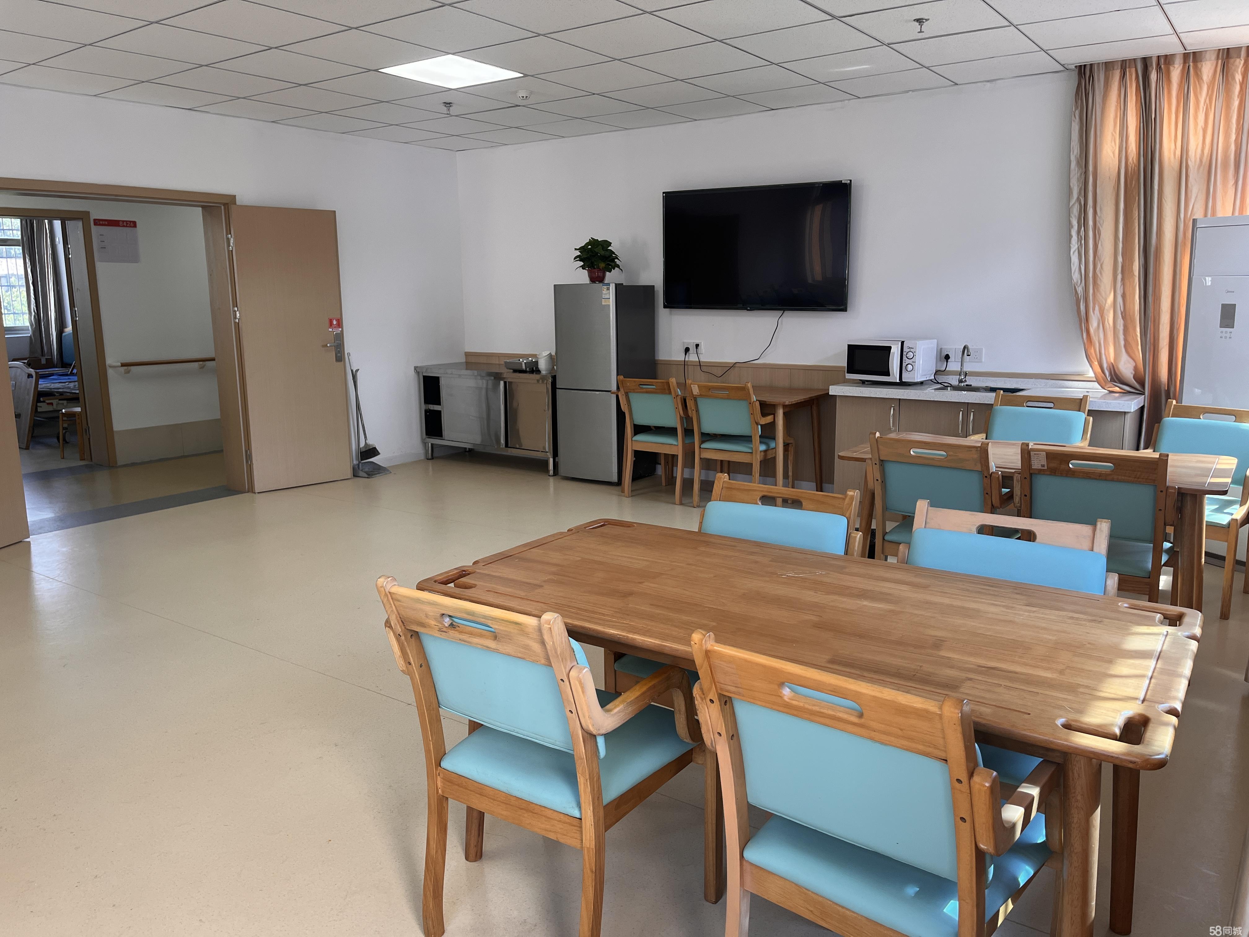 长沙市老年痴呆养老机构的发展现状与挑战