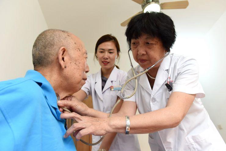 金牛区寻找理想的老年养老院，选择与关怀并重